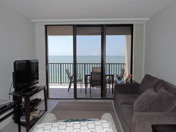 South end Marco Island condo rental